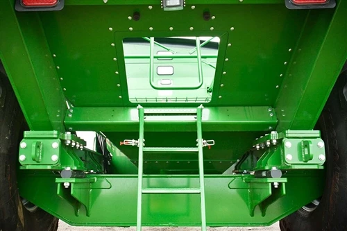 Heavy-Duty Mobile Weighing – Made for Farms, Built for Punishment